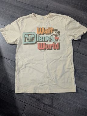 Disney Cream Graphic Tee with Vintage Walt Disney World Print